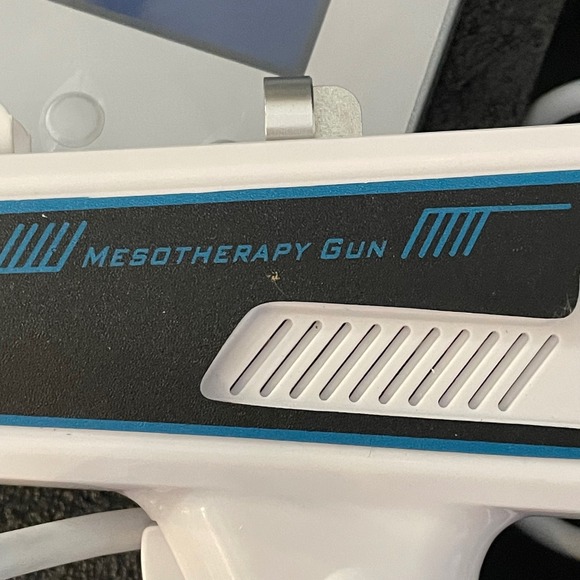 Professional Mesotherapy Gun System Digital LCD Skin Treatment Kit with Case - Picture 5 of 11